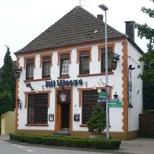 https://alt-weeze.dusseldorf-hotel.net